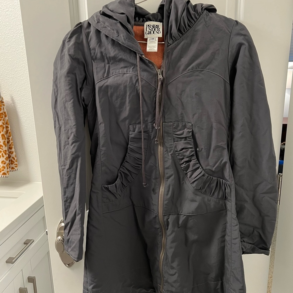 Prairie Underground raincoat size Medium! EUC